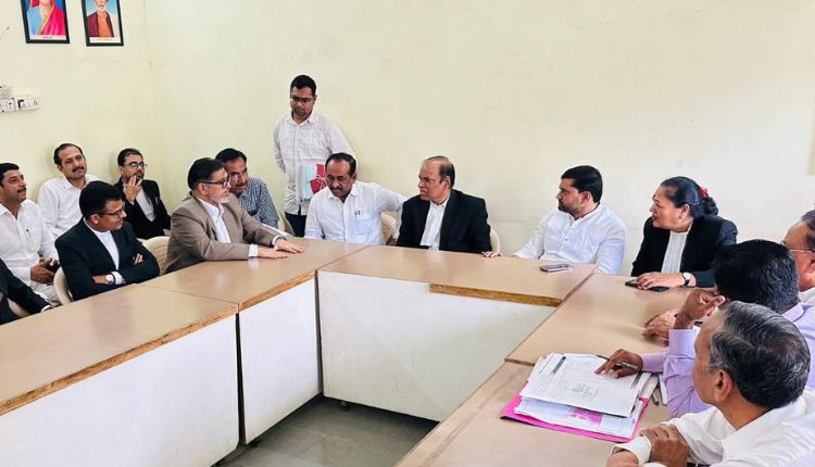 Vadgaon Maval Court