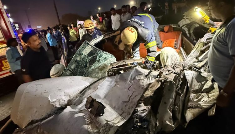Pune-Mumbai highway Accident